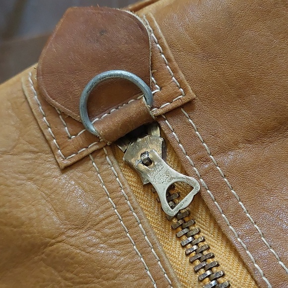 Vintage Suede Leather Carriel Yidi Zipper Camera Bag/Satchel *FINAL PRICE* ♡♡ - Picture 11 of 16